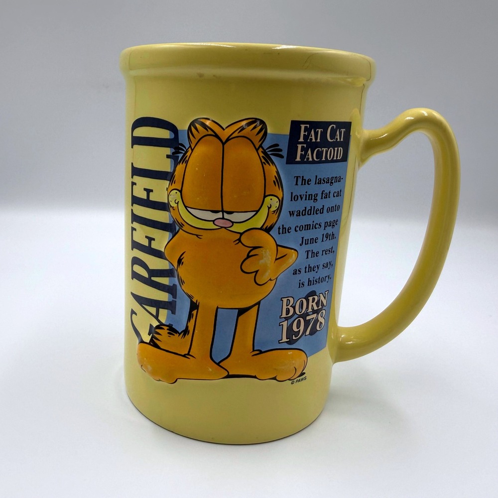 Vintage Garfield Fat Cat Factoid Yellow Ceramic Coffee Mug Born 1978 Jim Davis